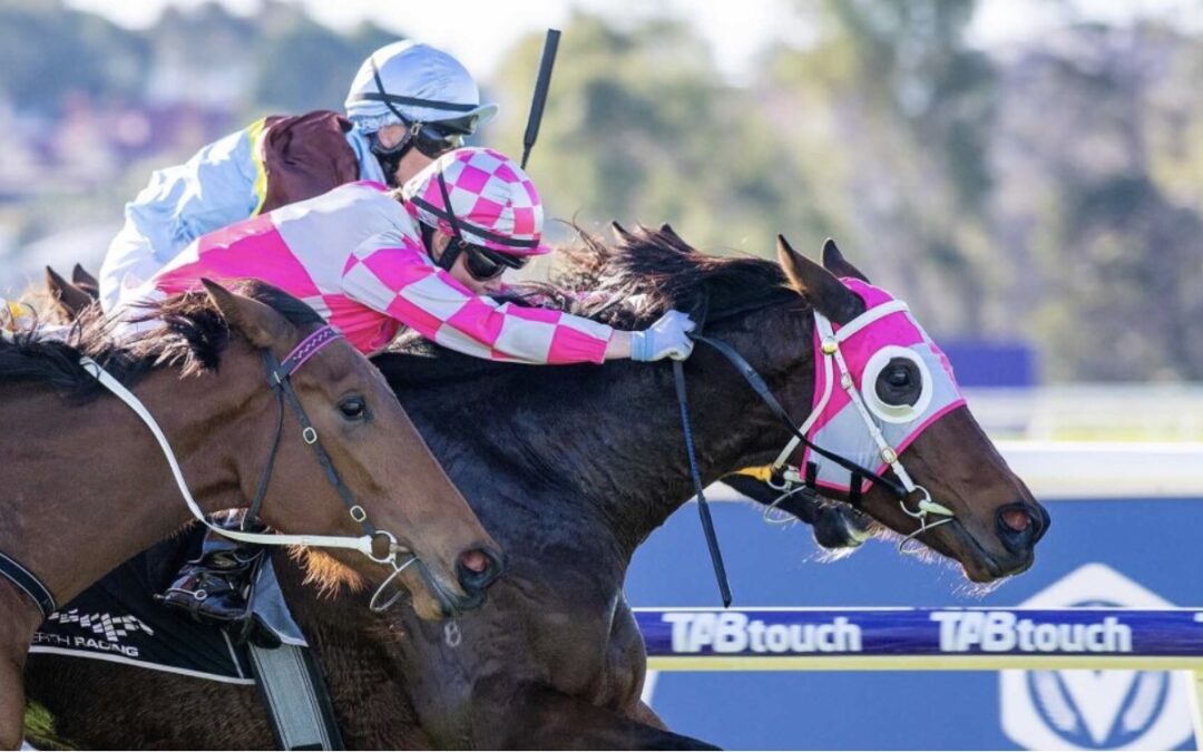 Awesome filly wins Belmont Oaks